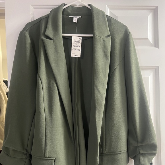 Bar III Jackets & Blazers - Women’s Bar lll Blazer XL